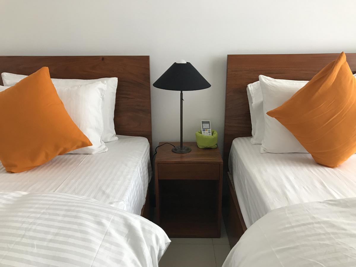 Araliya OceanFront Condos Nilaveli, Trincomalee Exterior foto