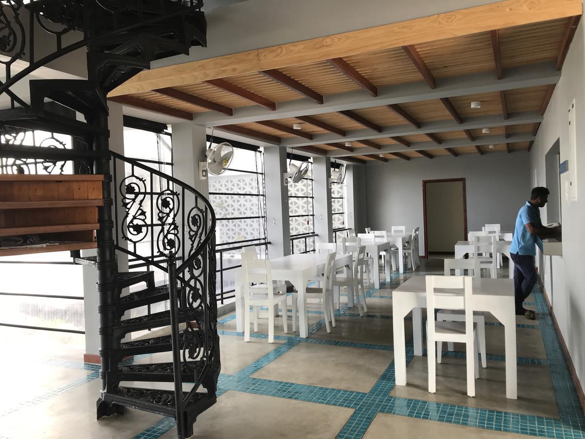 Araliya OceanFront Condos Nilaveli, Trincomalee Exterior foto